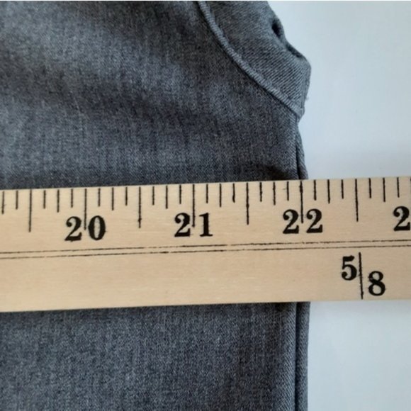 Figs Rafaela Oversized Scrub Top Graphite Gray Womens XS Mandarin Collar - Picture 10 of 12